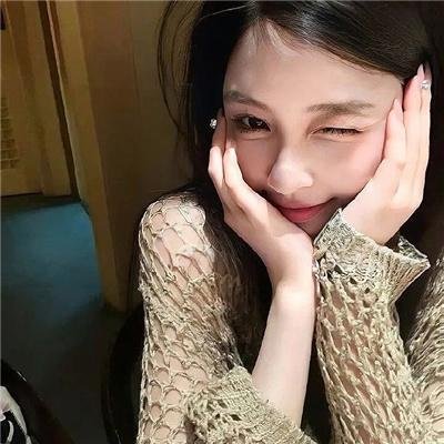 阿尔及利亚天空下